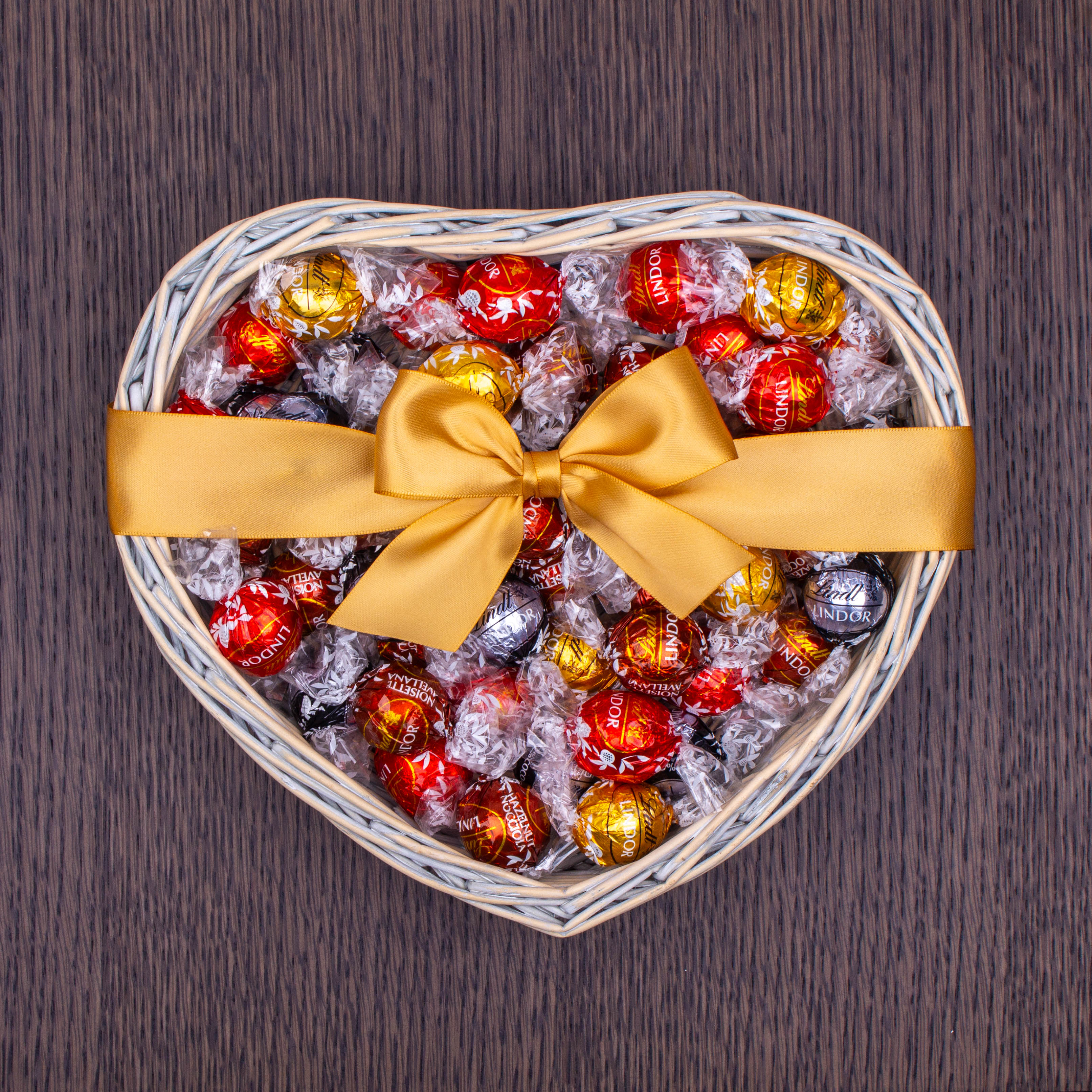 Lindor Chocolate Heart Hamper